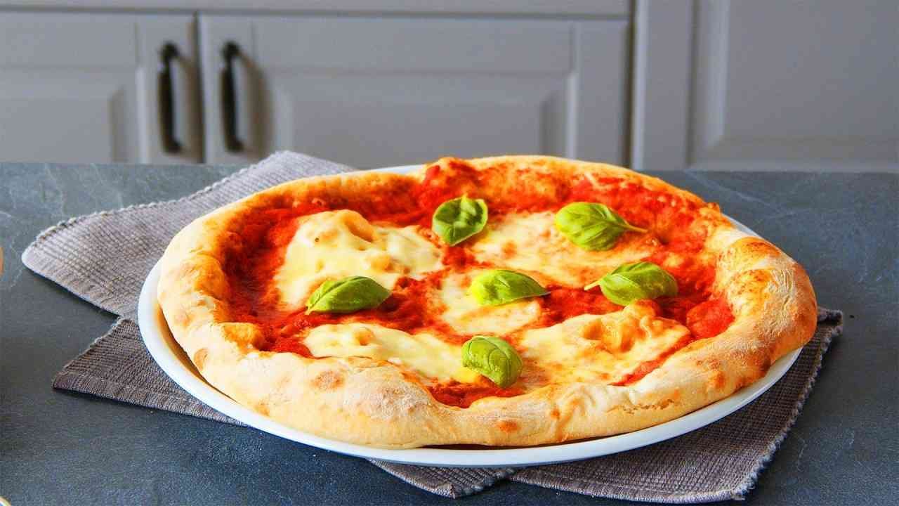 italian pizza crust recipe​ - Pizza